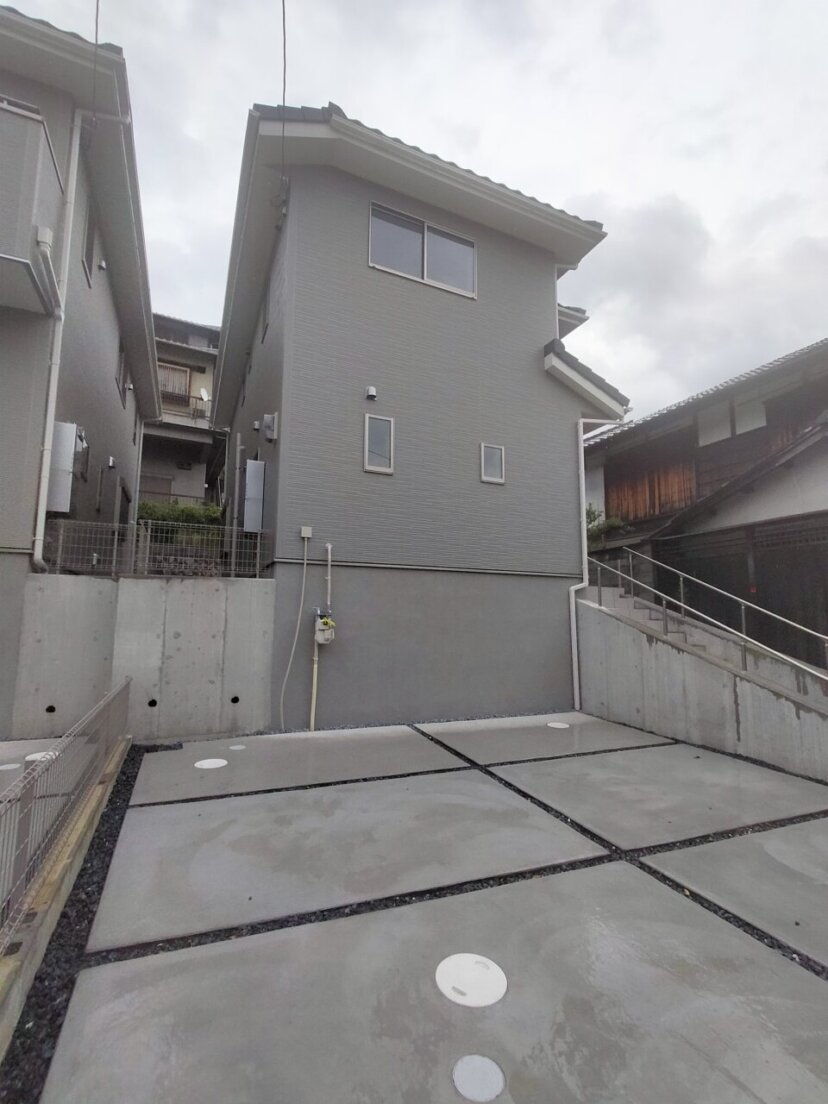 【新築一戸建】伏見区深草願成町（鳥羽街道駅） 2階建 3LDK