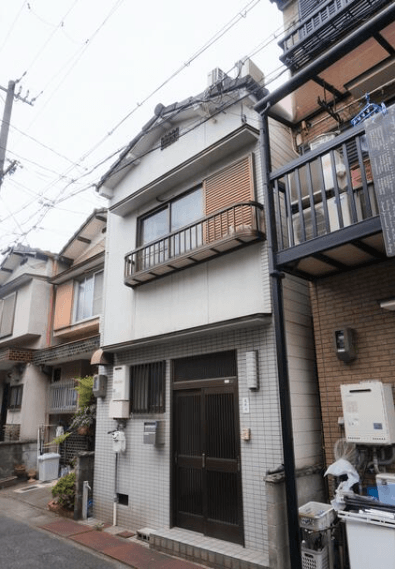 京都市伏見区 桃山町西尾（六地蔵駅）　2階建　3DK